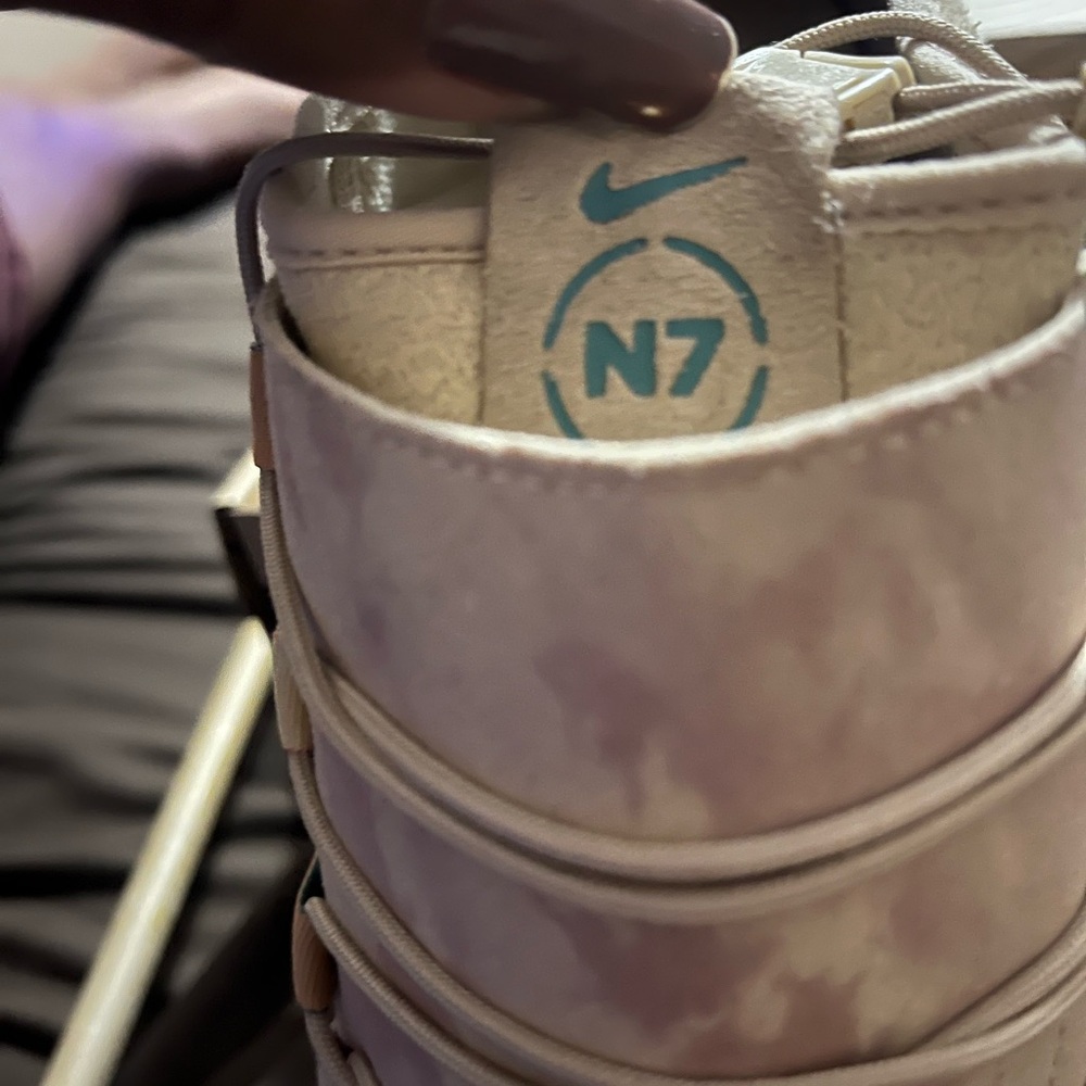 Nike N7 Women's Sneakers - Cream and Blue